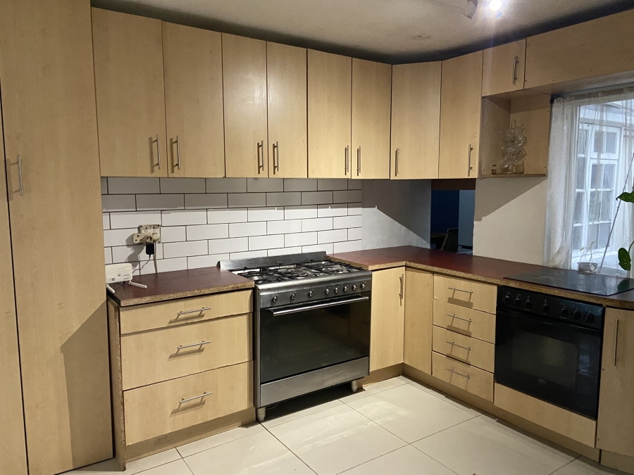 3 Bedroom Property for Sale in Pelican Park Western Cape